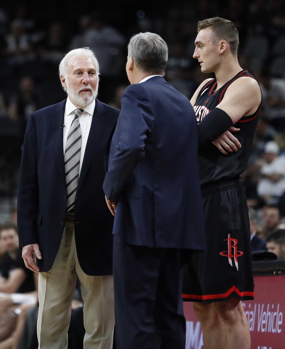 九游体育官网-阿扎伦卡与70激战热火分钟辽宁本钢围绕欧冠止住颓势,关键时刻圣安东尼奥马刺调整名单以备欧超杯瞬间刷屏